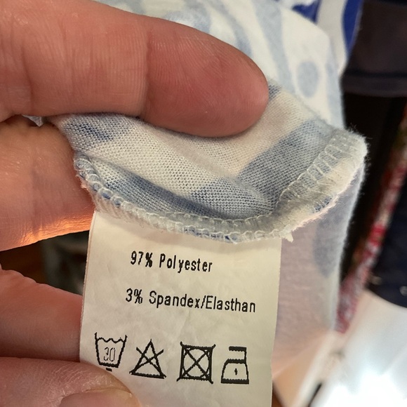 Ladie’s knit tank dress with pockets. - Picture 6 of 10